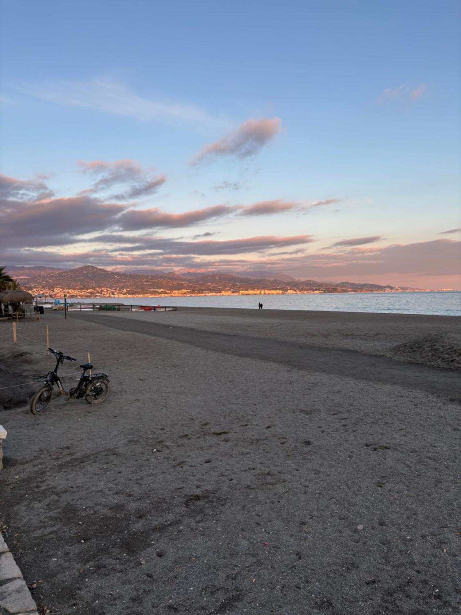 Estudio En Torre Del Mar A 3 Minutos Andando De La Playa ภายนอก รูปภาพ